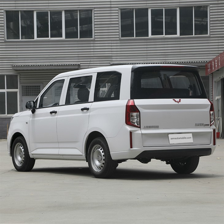 Wuling Hongguang PLUS Commercial car